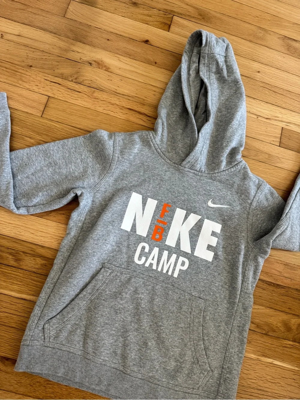 Nike Football Camp Gray Hoodie Sweatshirt Youth Kids Size Medium